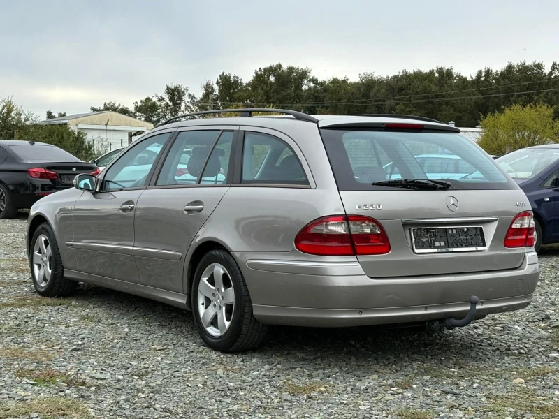 Mercedes-Benz E 220 CDI, снимка 4 - Автомобили и джипове - 52733943