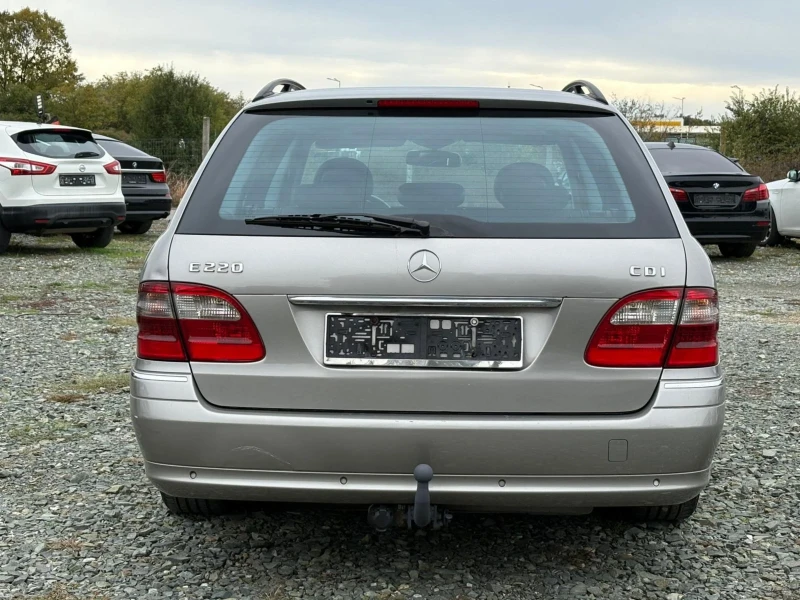 Mercedes-Benz E 220 CDI, снимка 6 - Автомобили и джипове - 52733943