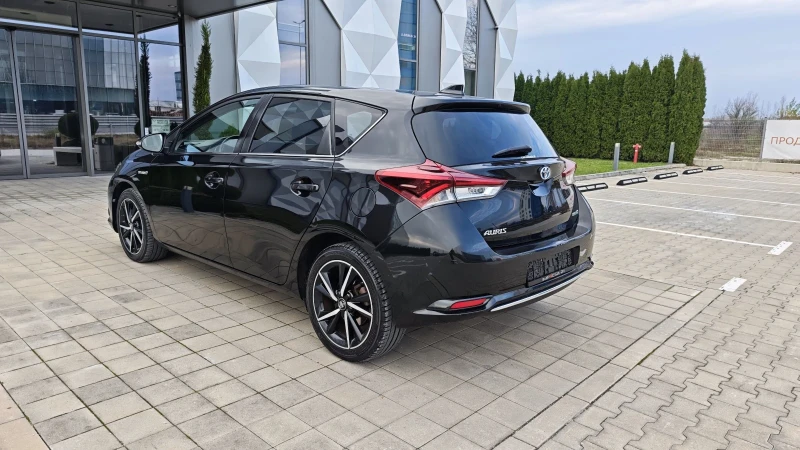 Toyota Auris 1.8i hybrid 136kc. 101000хил.км.!!! , снимка 4 - Автомобили и джипове - 52643797
