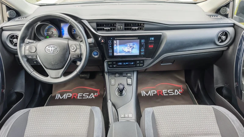 Toyota Auris 1.8i hybrid 136kc. 101000хил.км.!!! , снимка 11 - Автомобили и джипове - 52643797