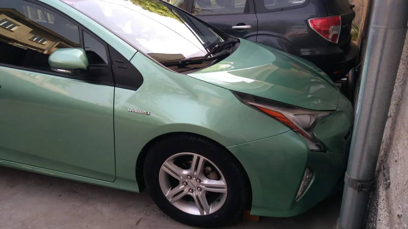 Toyota Prius IV та Генерация, снимка 3 - Автомобили и джипове - 52945453
