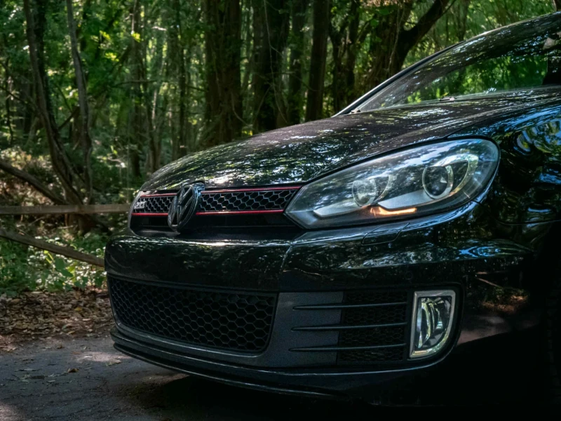 VW Golf 2.0T GTI, снимка 3 - Автомобили и джипове - 53136038