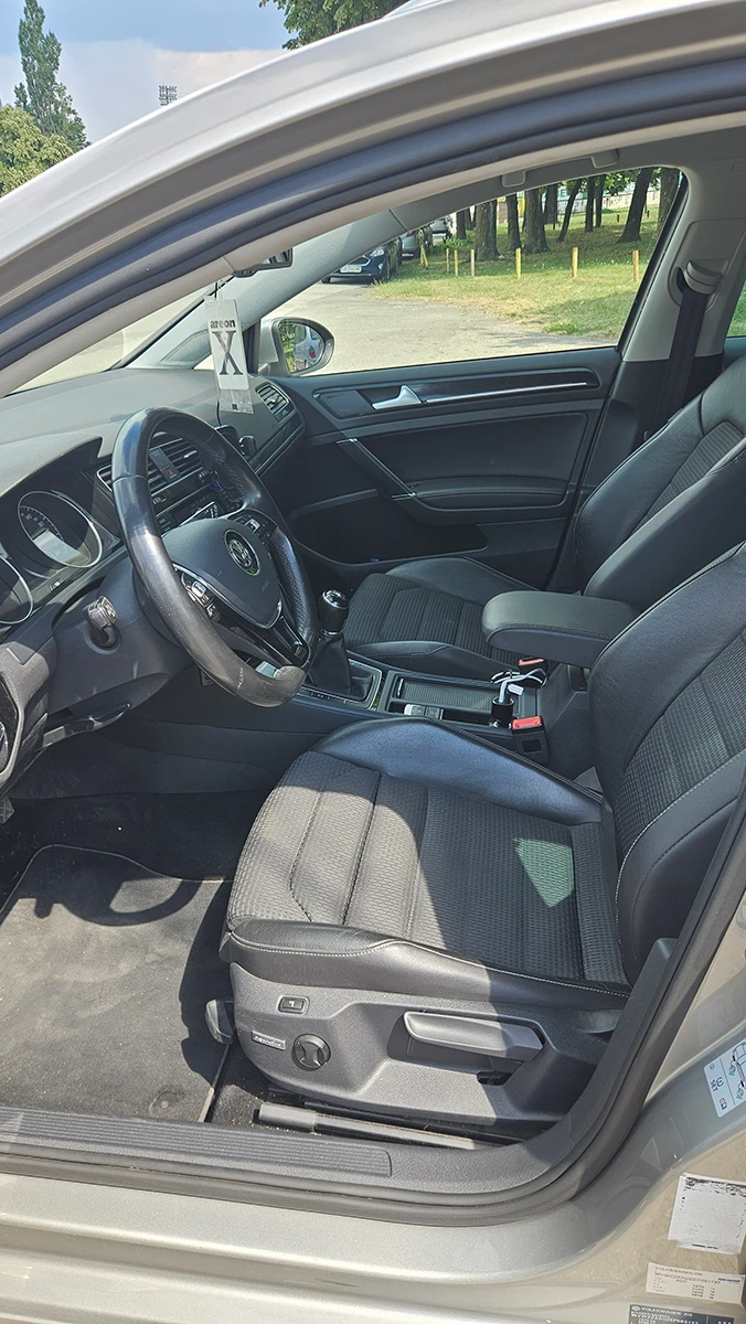 VW Golf Variant 2.0, снимка 9 - Автомобили и джипове - 55002019