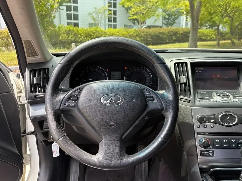 Infiniti G 25 - 2.5 - САМО 30% АВАНС, снимка 9 - Автомобили и джипове - 56285485
