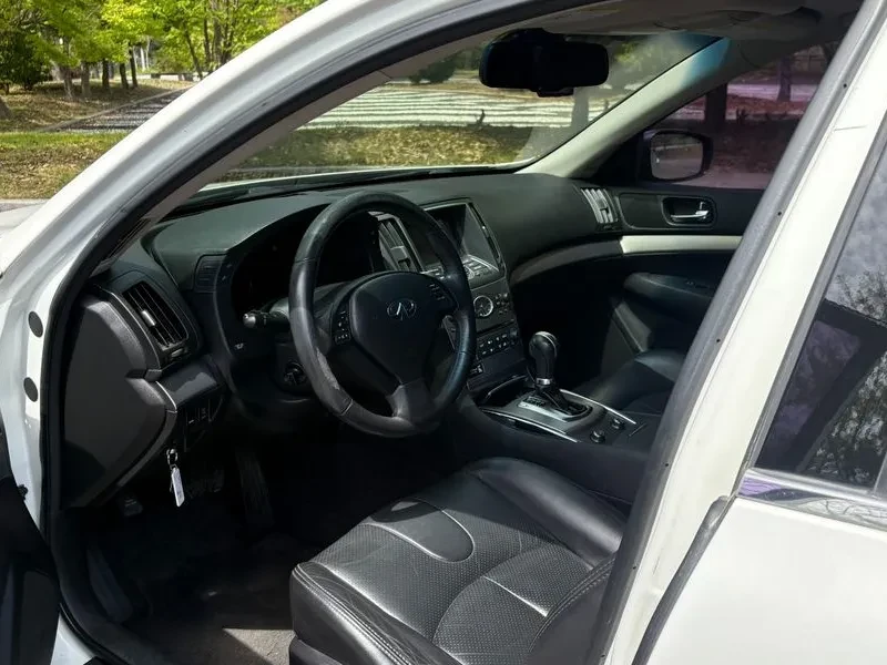 Infiniti G 25 - 2.5 - САМО 30% АВАНС, снимка 10 - Автомобили и джипове - 56285485