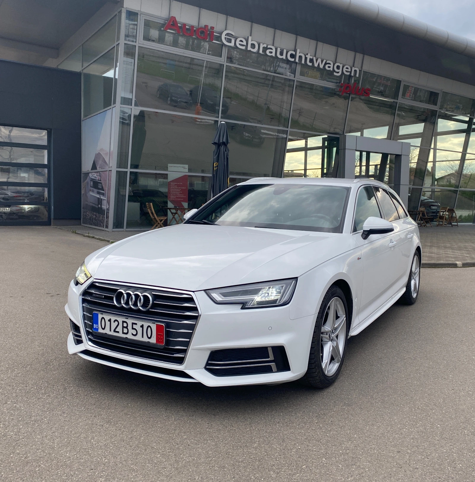 Audi A4 2.0TDi-190kc/Quattro/S-Line/Matrix/virtual cockpit - изображение 7