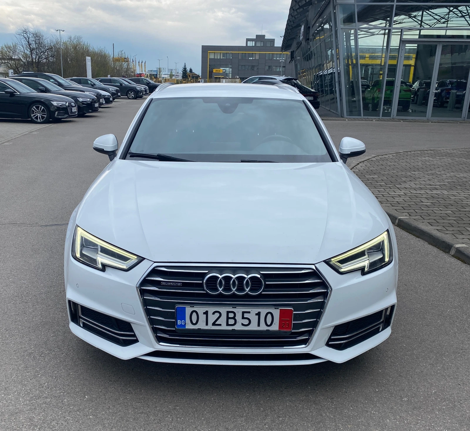 Audi A4 2.0TDi-190kc/Quattro/S-Line/Matrix/virtual cockpit - изображение 8