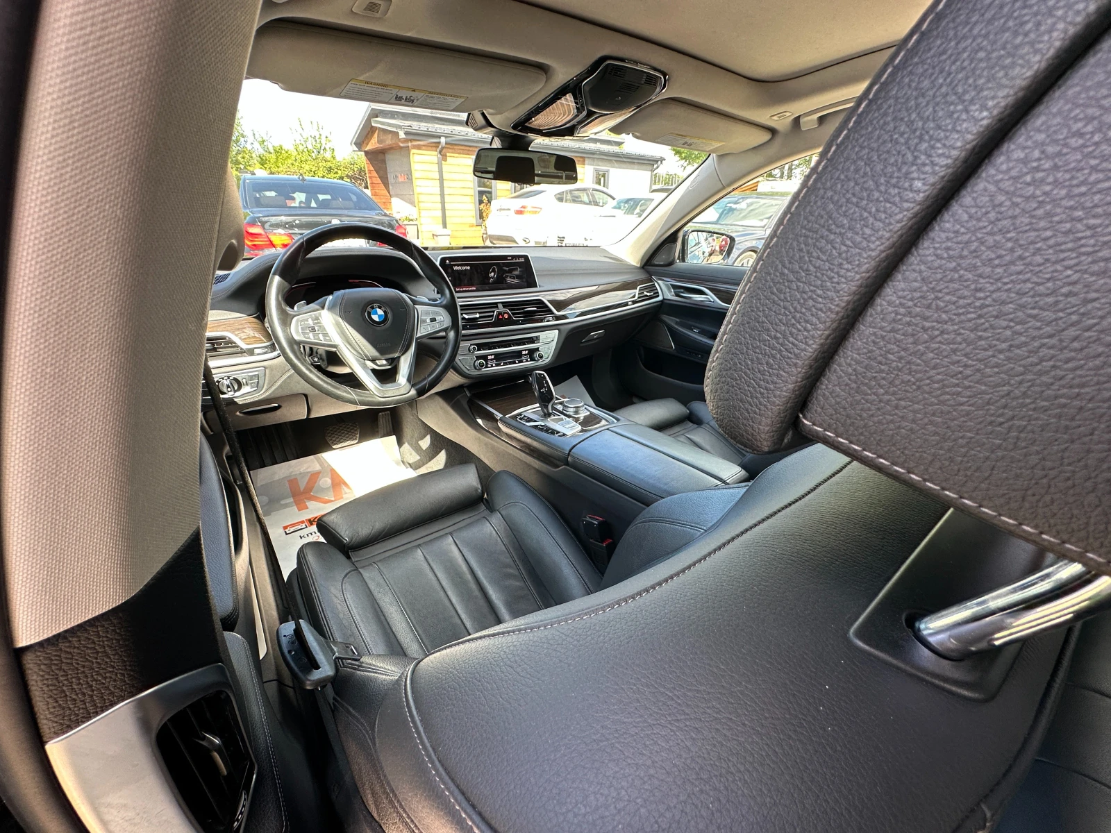 BMW 740 i xDRIVE M-SPORT/Facelift/ПАНОРАМА - изображение 10