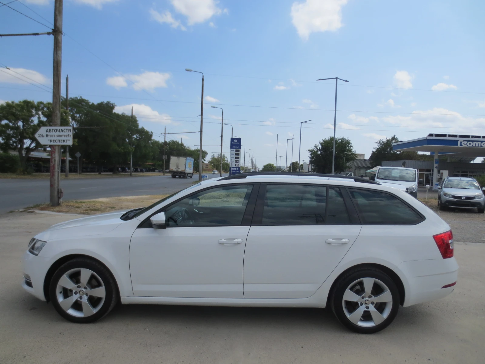 Skoda Octavia 2.0TDI* DSG*  - изображение 8