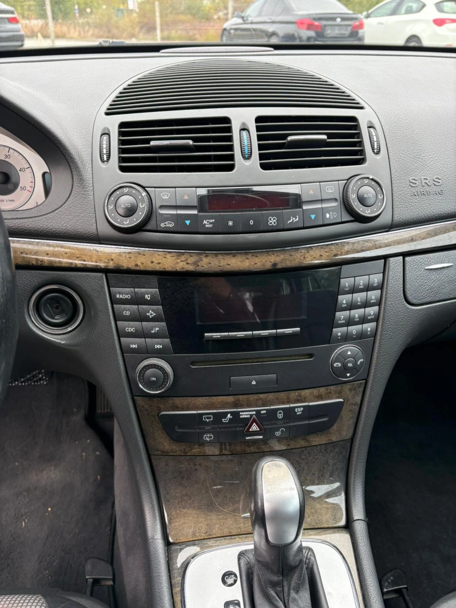 Mercedes-Benz E 220 CDI | Mobile.bg — изображение 9