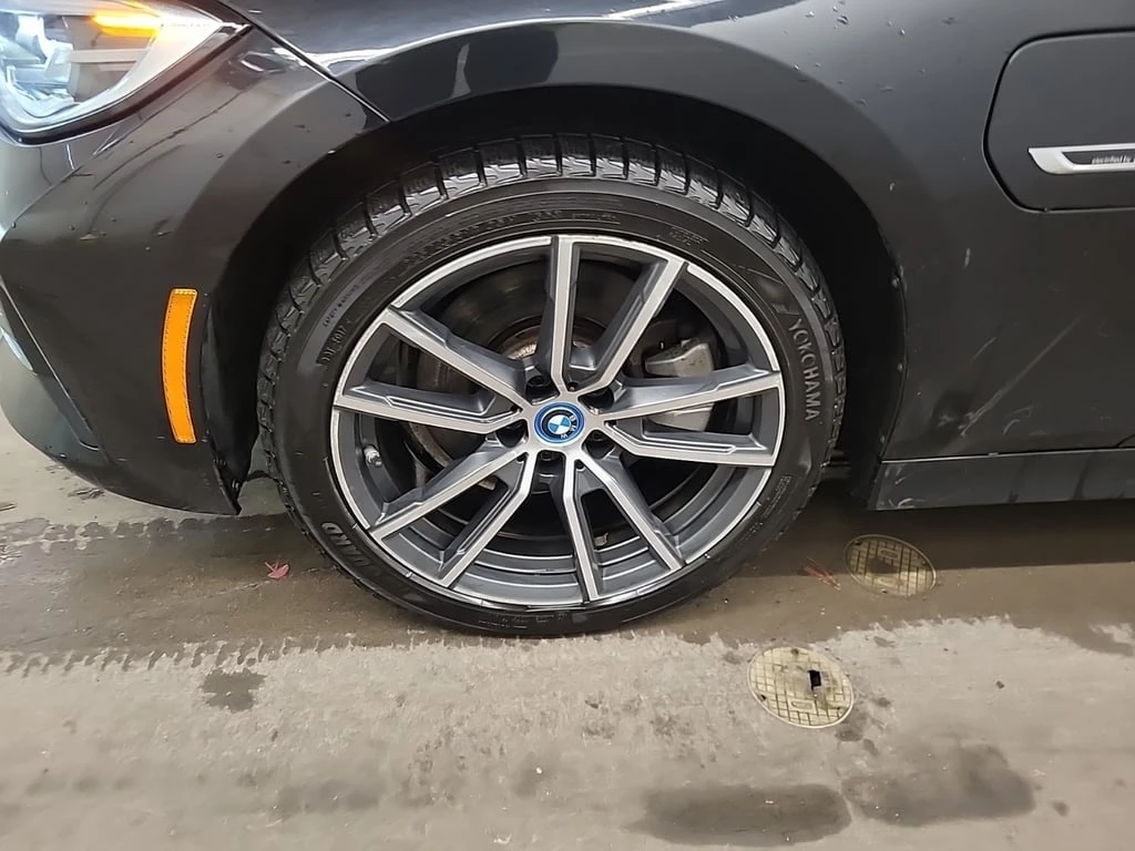 BMW 330 * 330E XDRIVE * CARFAX *    | Mobile.bg   6