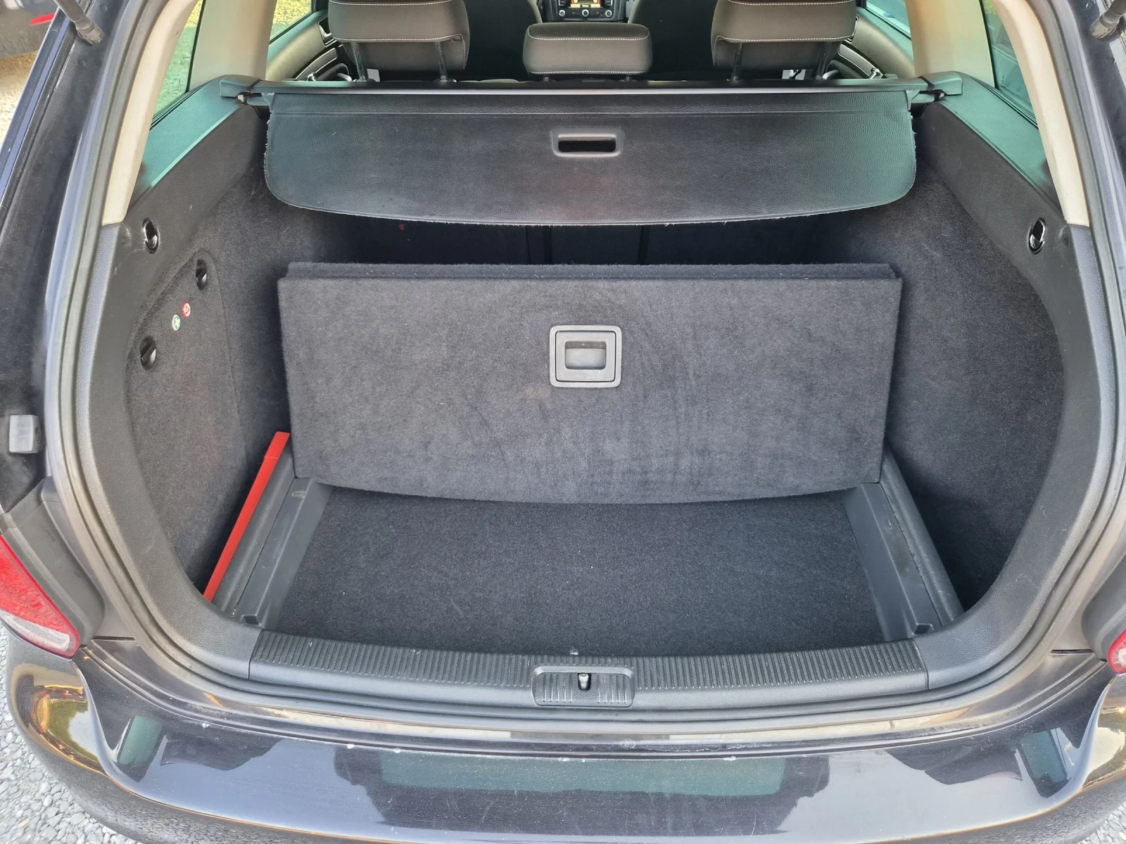 VW Golf 2.0TDI AUTOMAT , снимка 8 - Автомобили и джипове - 52588525