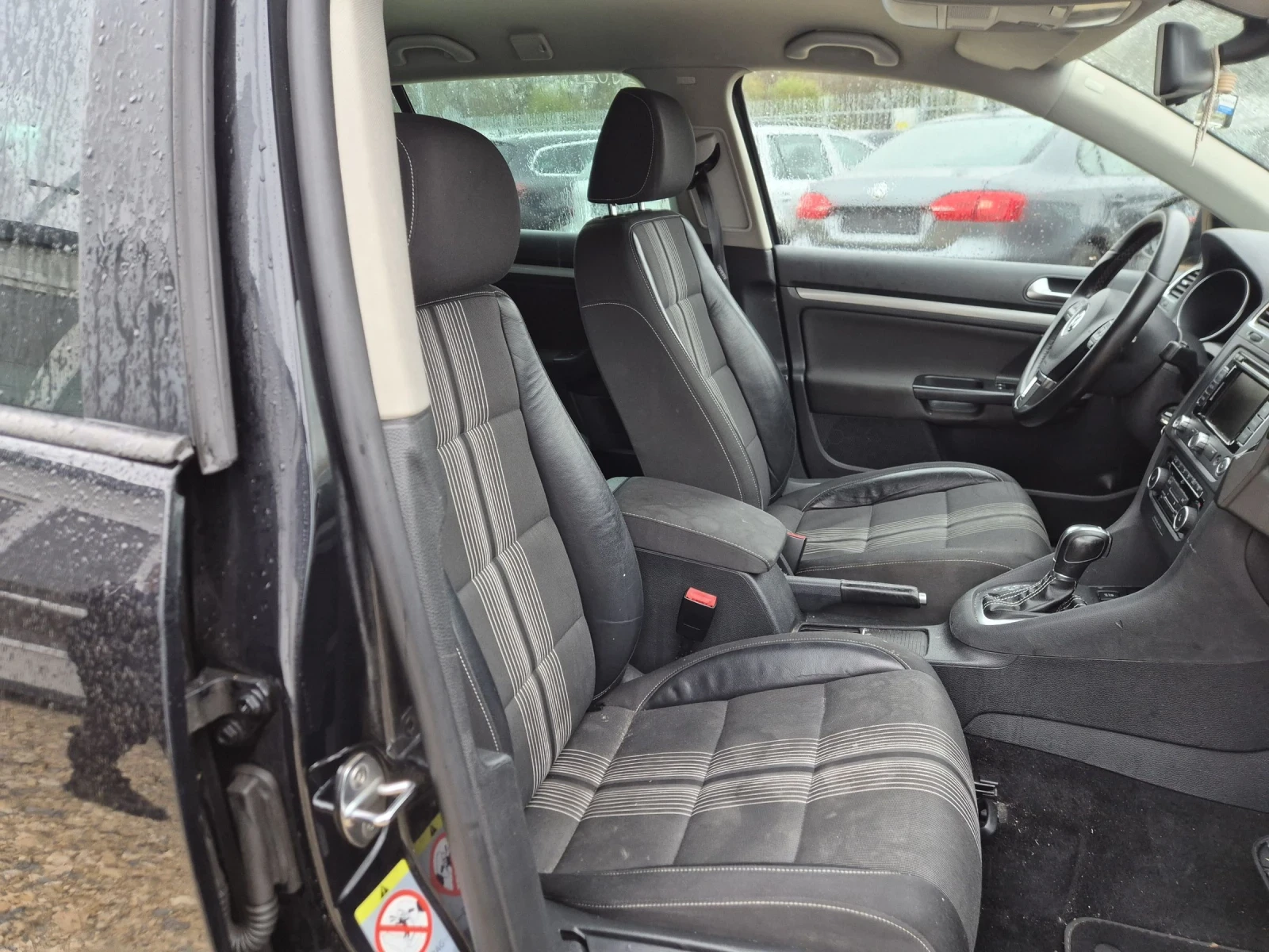 VW Golf 2.0TDI AUTOMAT  - изображение 10