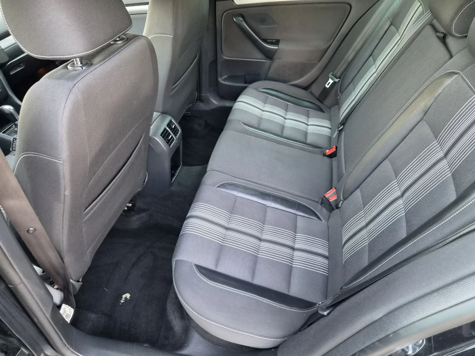 VW Golf 2.0TDI AUTOMAT , снимка 14 - Автомобили и джипове - 52588525