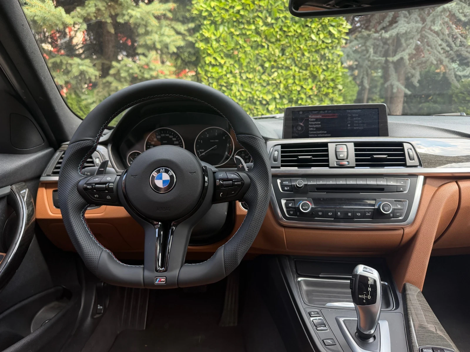 BMW 330 D; xDrive Luxury Line, снимка 10 - Автомобили и джипове - 55786175