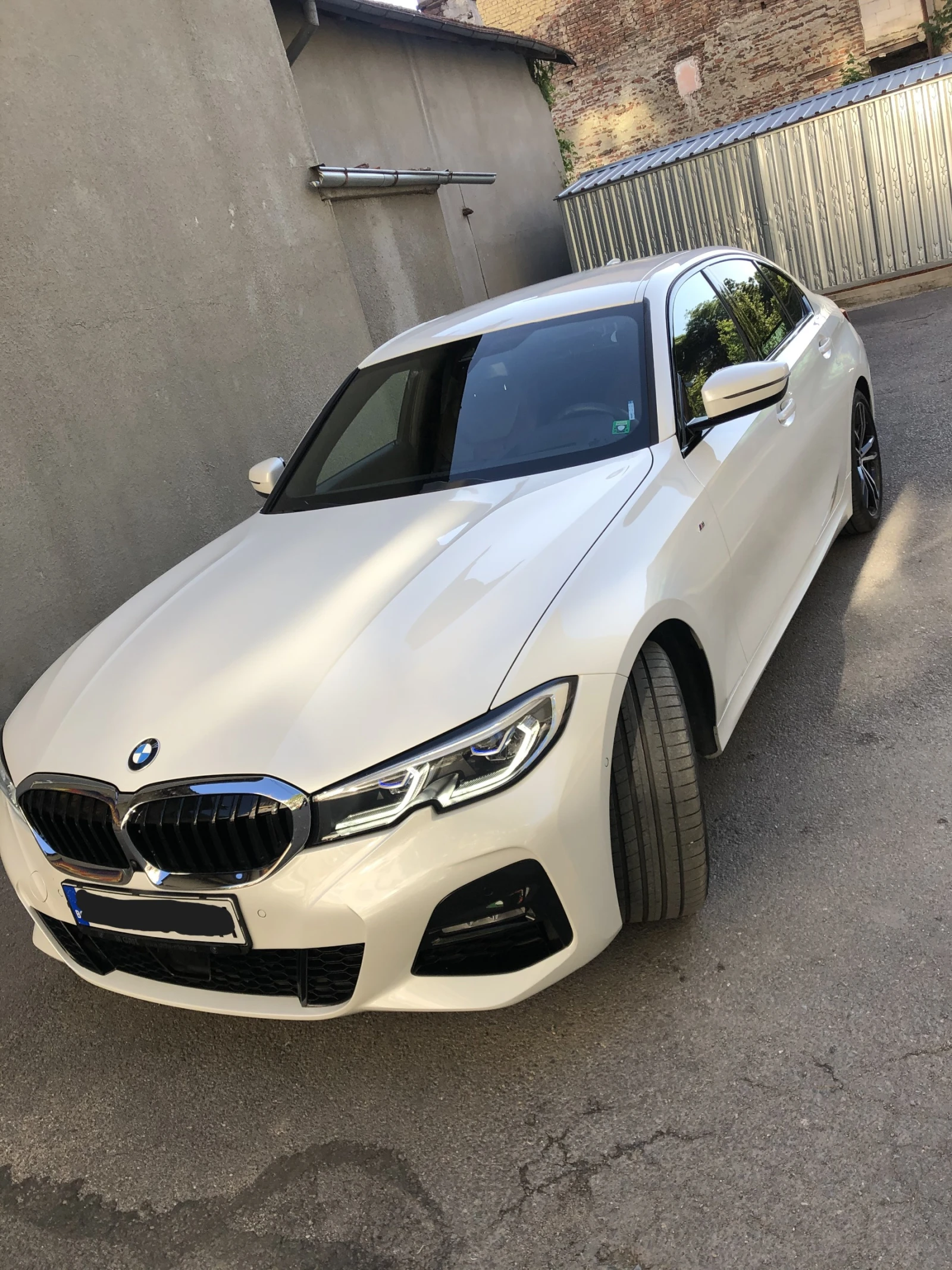 BMW 320 xDrive Line Model M-SPORT* HeadUp* Laser* Harman K | Auto.bg — изображение 1