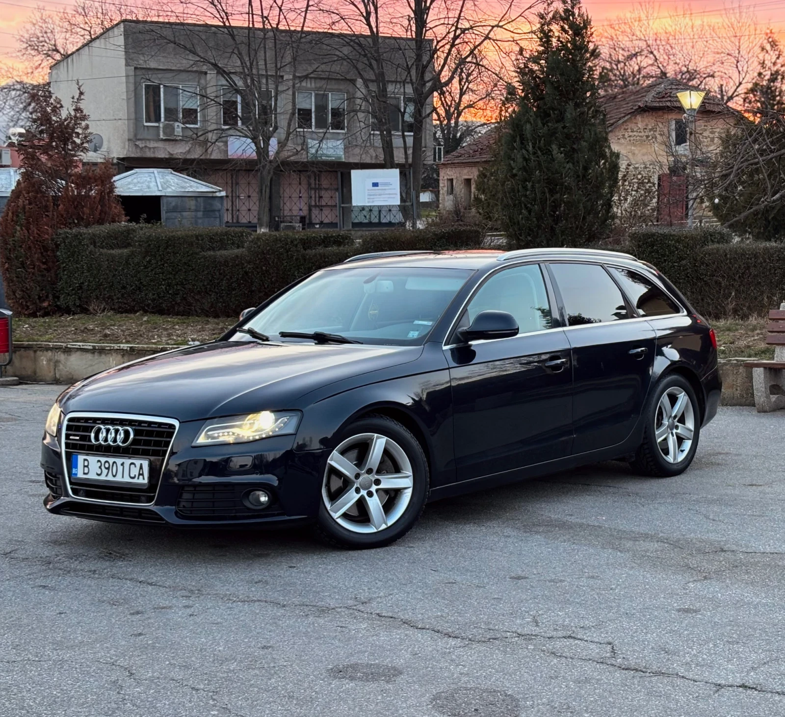 Audi A4 3.0TDI 239hp Quattro - изображение 3