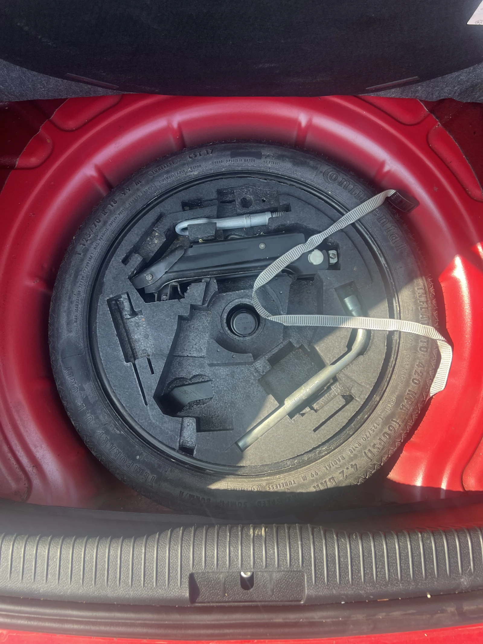 VW Golf V 2.0 TDI, снимка 9 - Автомобили и джипове - 53745801