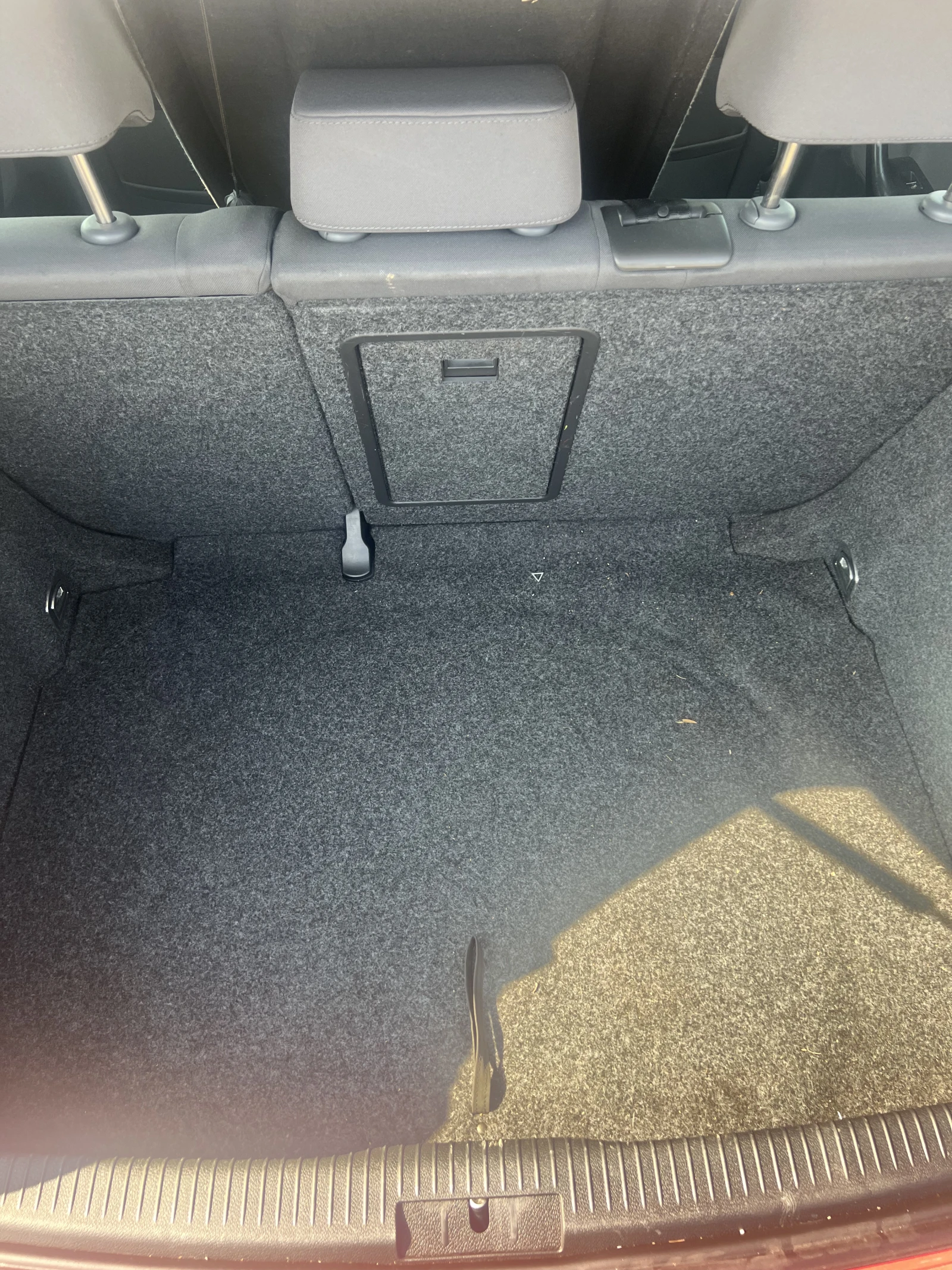 VW Golf V 2.0 TDI, снимка 10 - Автомобили и джипове - 53745801