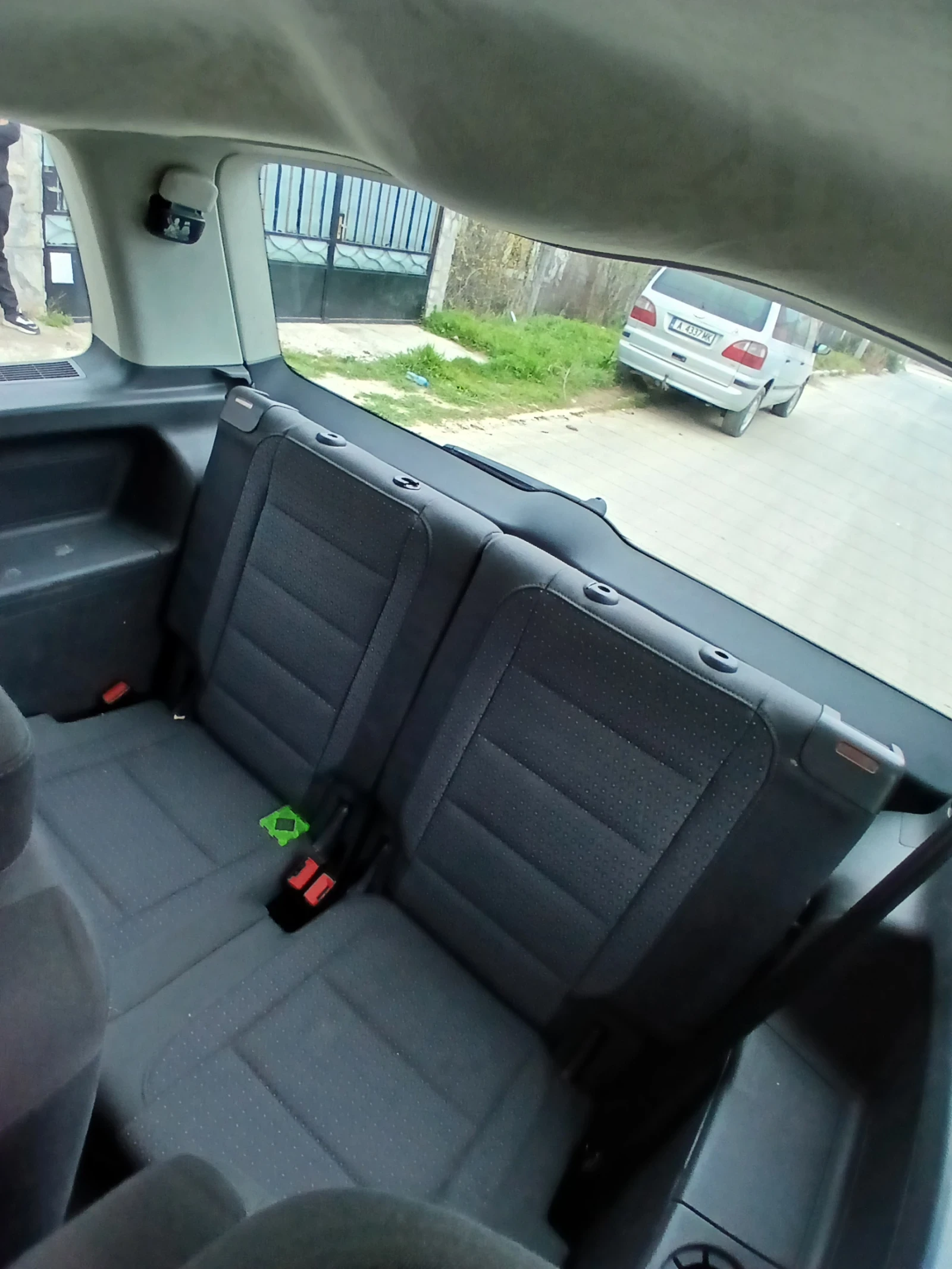 VW Touran, снимка 7 - Автомобили и джипове - 53914653