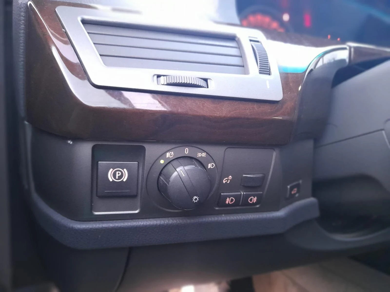 BMW 735, снимка 17 - Автомобили и джипове - 53978042