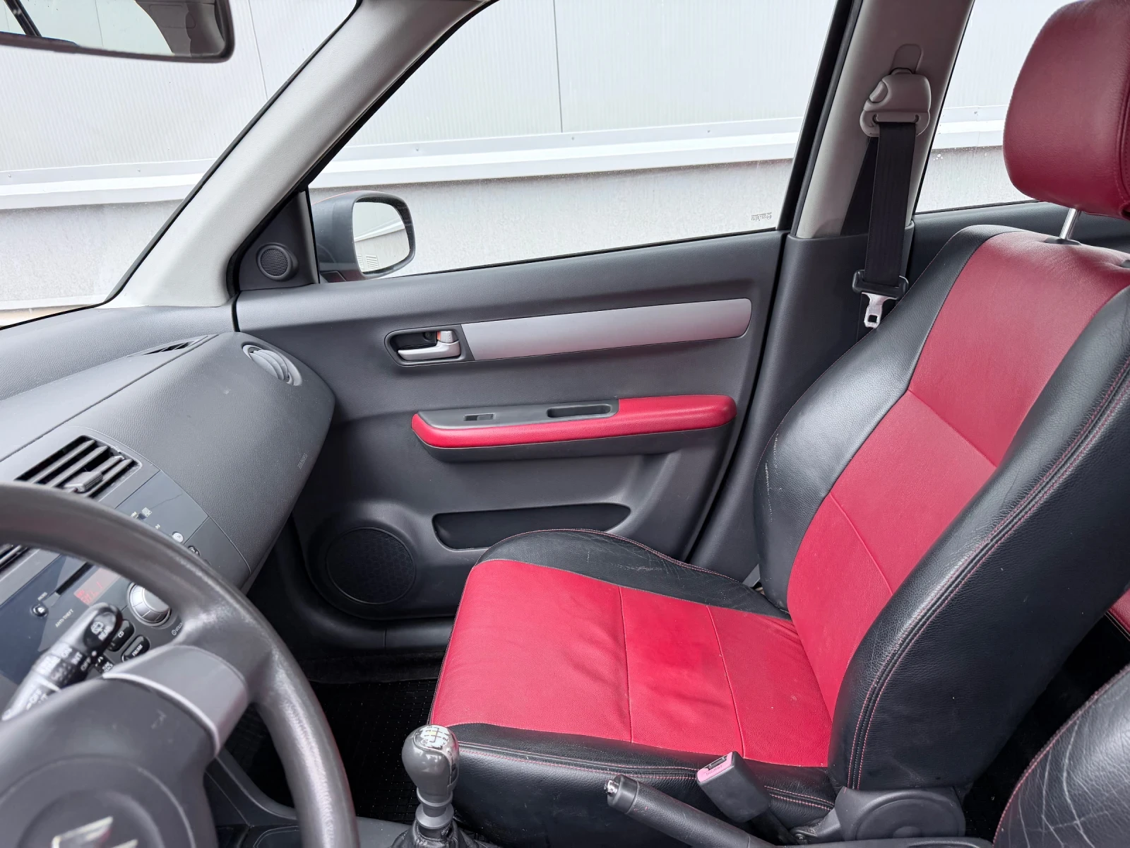 Suzuki Swift, снимка 9 - Автомобили и джипове - 54048822