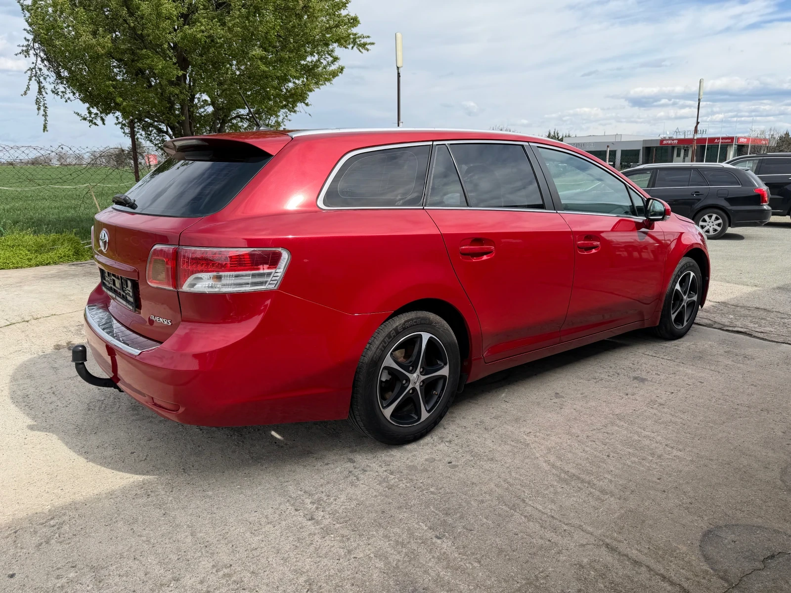 Toyota Avensis 1.8, снимка 5 - Автомобили и джипове - 54139788