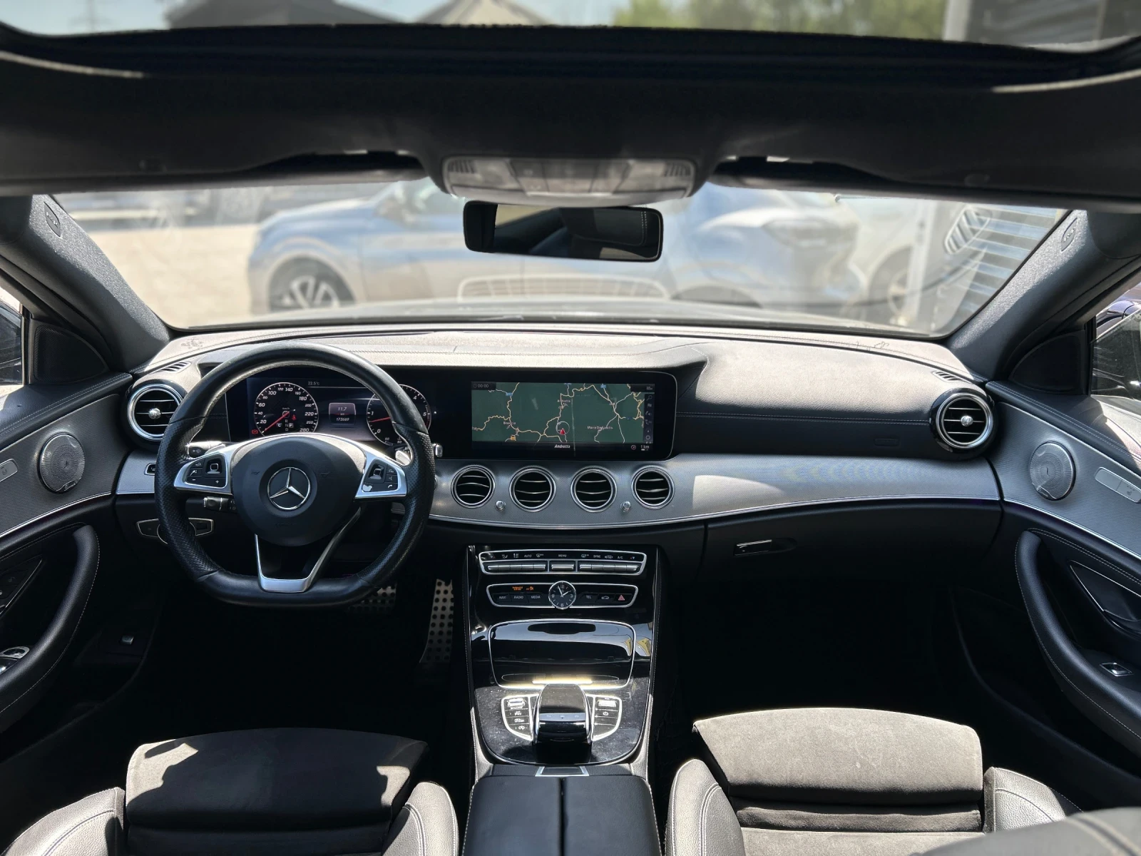 Mercedes-Benz E 350 AMG* 350, снимка 11 - Автомобили и джипове - 54348203