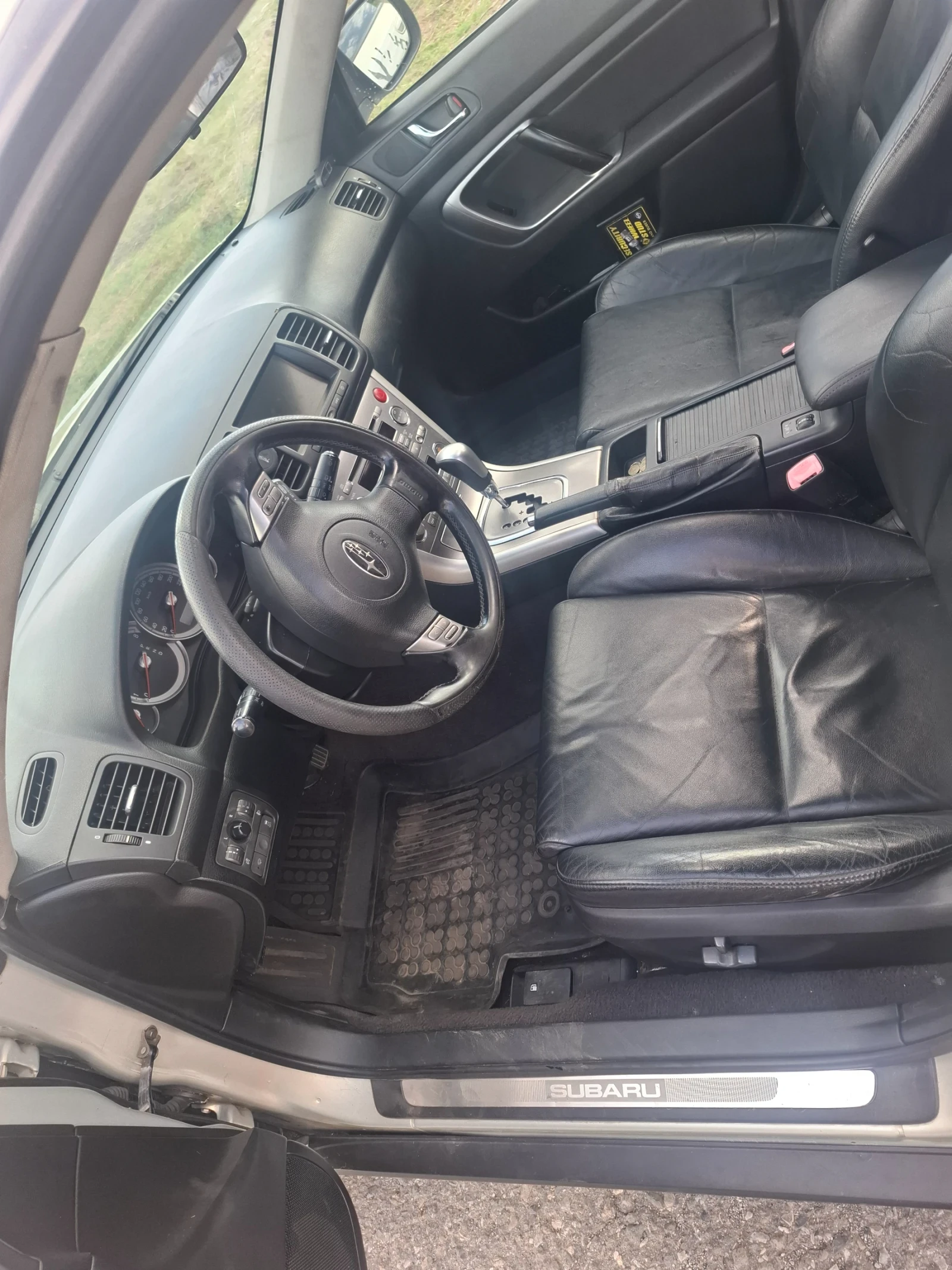 Subaru Outback, снимка 8 - Автомобили и джипове - 54488411