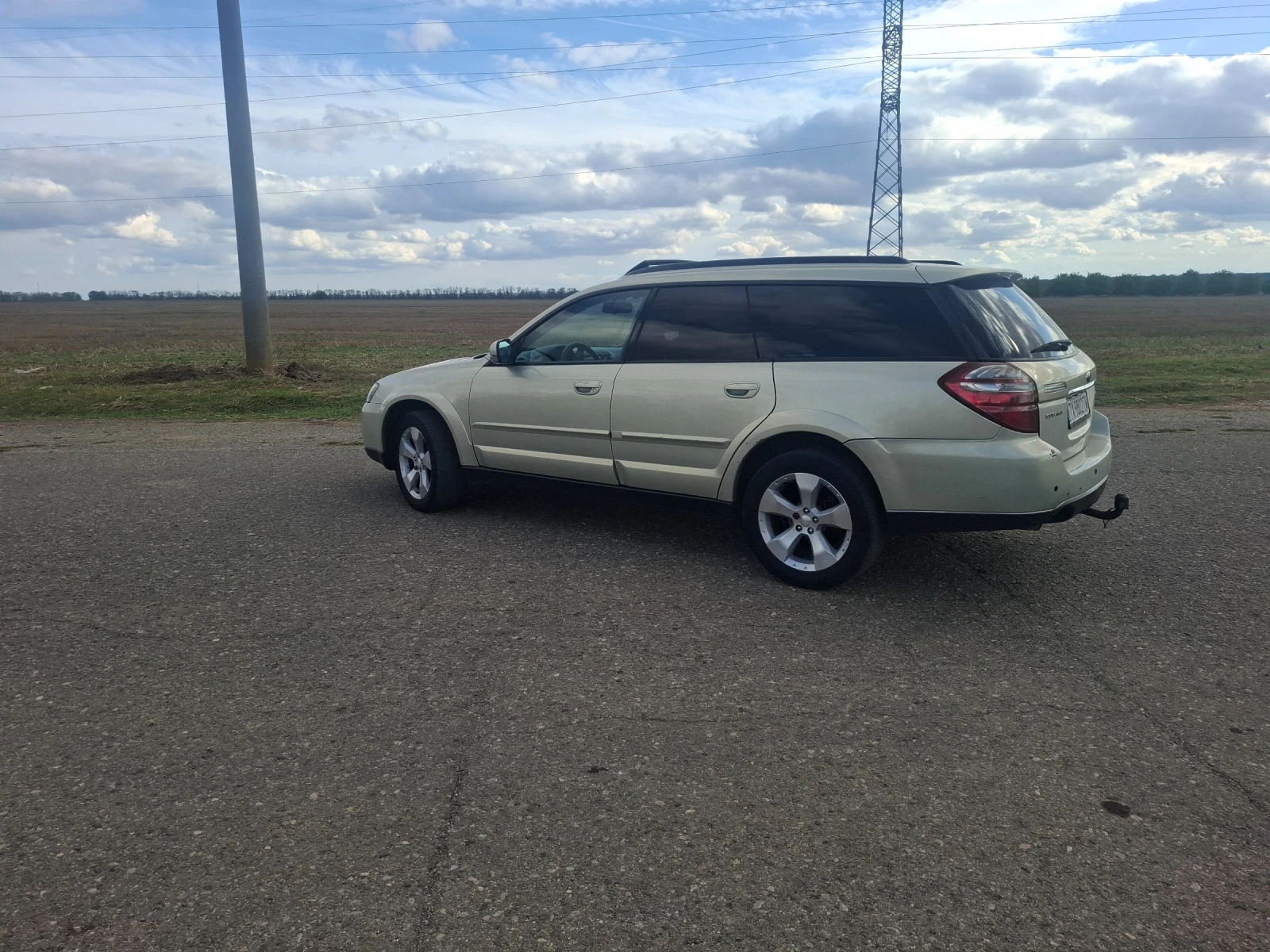 Subaru Outback, снимка 5 - Автомобили и джипове - 54488411