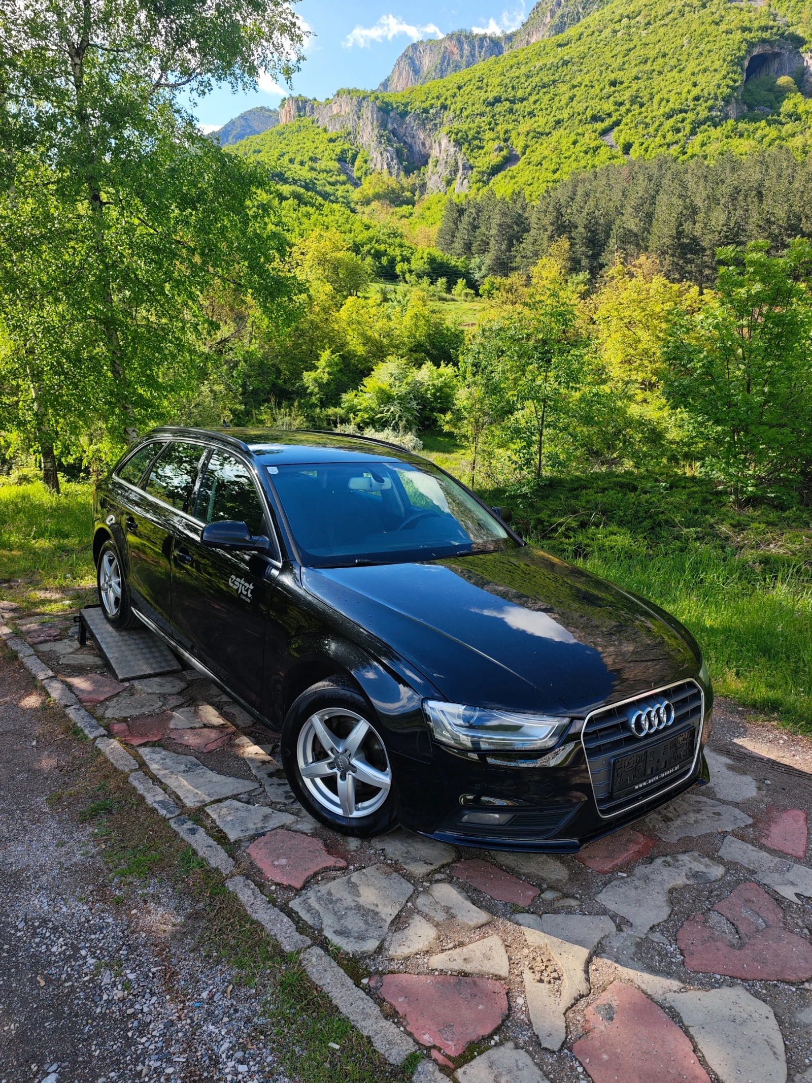 Audi A4 2.0ТДИ НОВ ВНОС