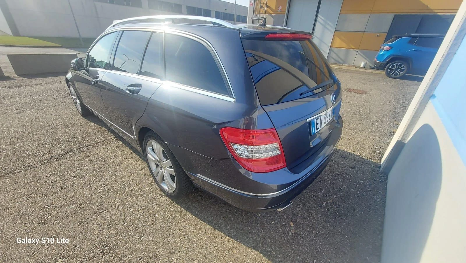 Mercedes-Benz C 220, снимка 5 - Автомобили и джипове - 54783810