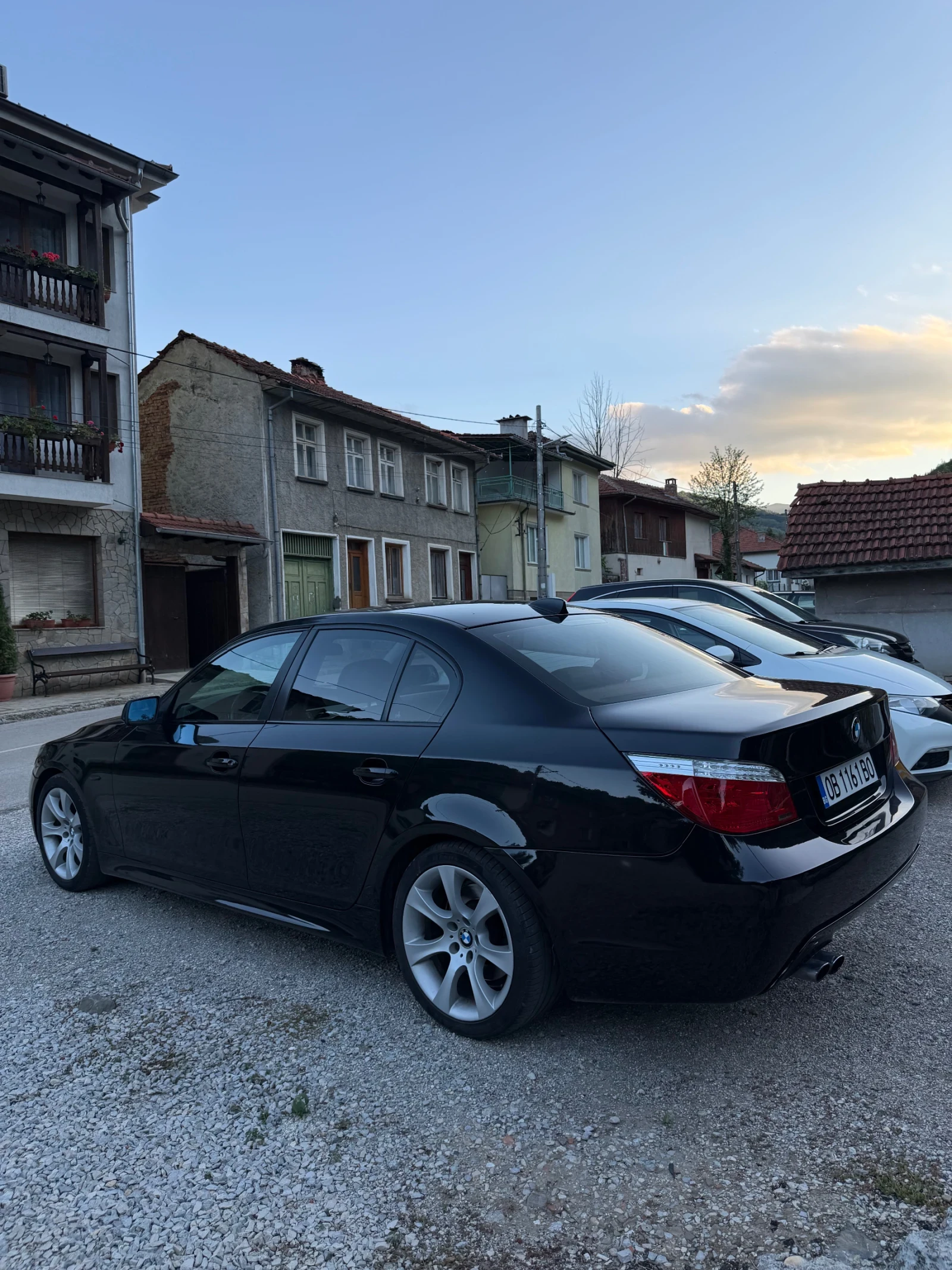 BMW 525 M57 LCI M-Tech, снимка 2 - Автомобили и джипове - 54963664
