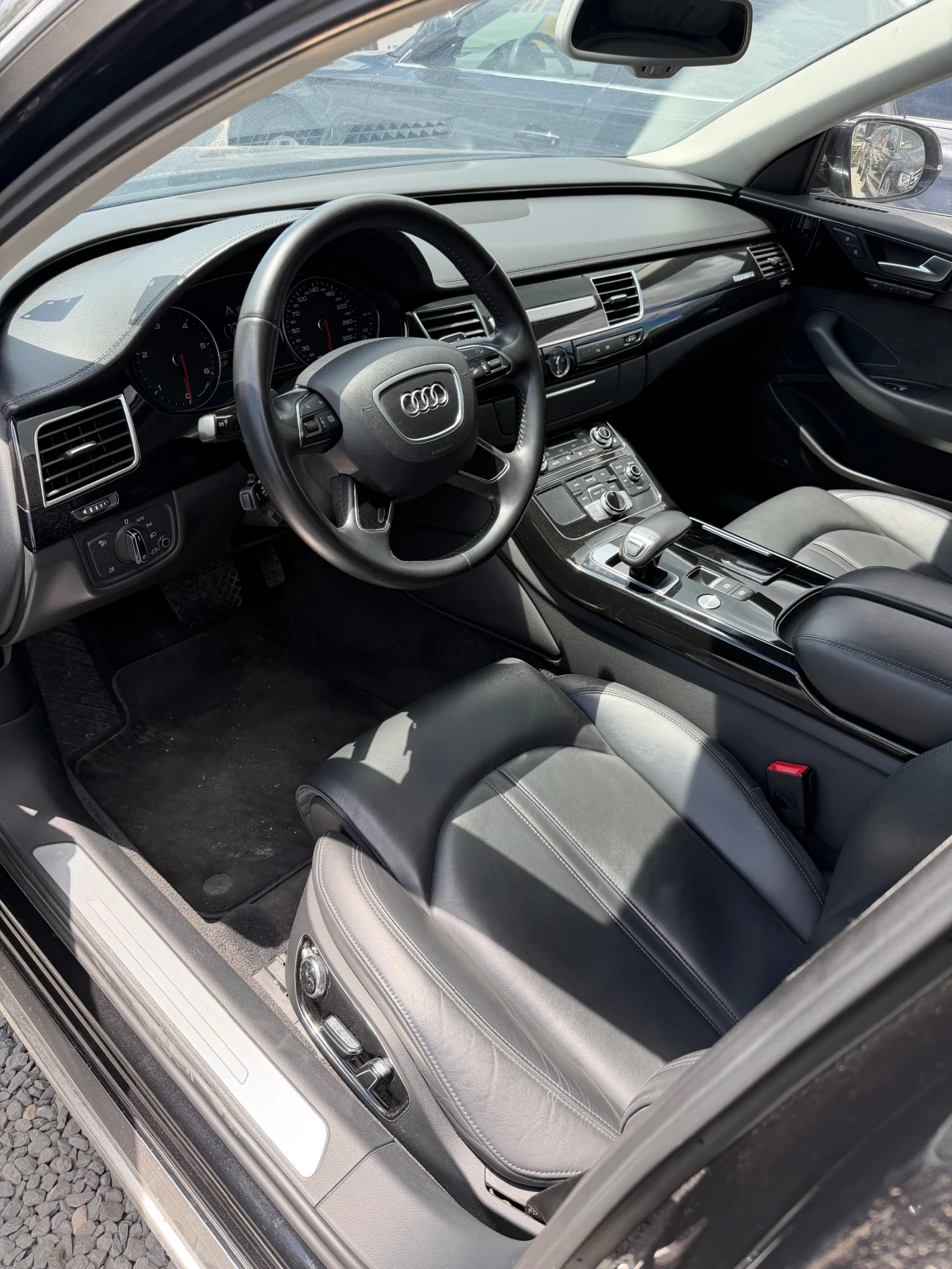 Audi A8, снимка 5 - Автомобили и джипове - 54971897