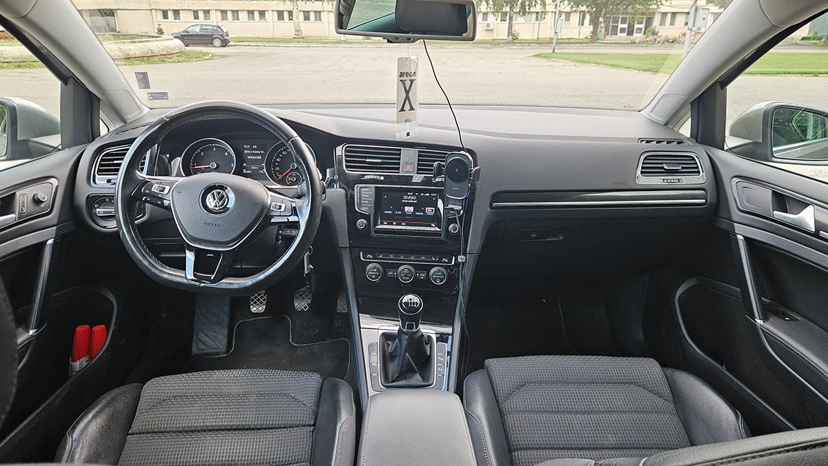 VW Golf Variant 2.0, снимка 13 - Автомобили и джипове - 55002019