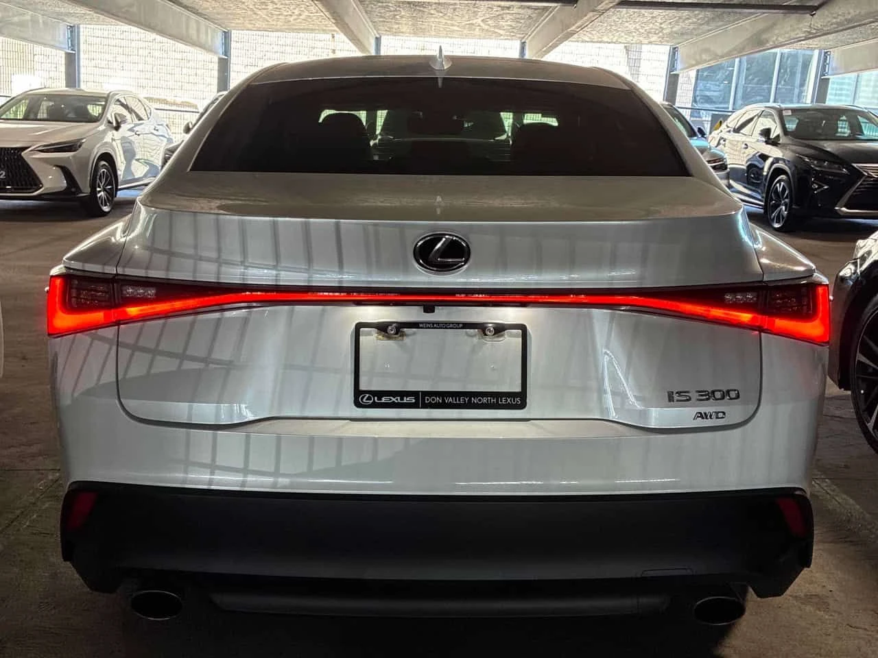 Lexus IS 300 * CARFAX * ОТ ПРЕДСТАВИТЕЛСТВО * , снимка 4 - Автомобили и джипове - 55023030