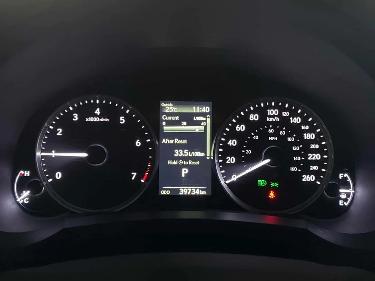Lexus IS 300 * CARFAX * ОТ ПРЕДСТАВИТЕЛСТВО * , снимка 8 - Автомобили и джипове - 55023030