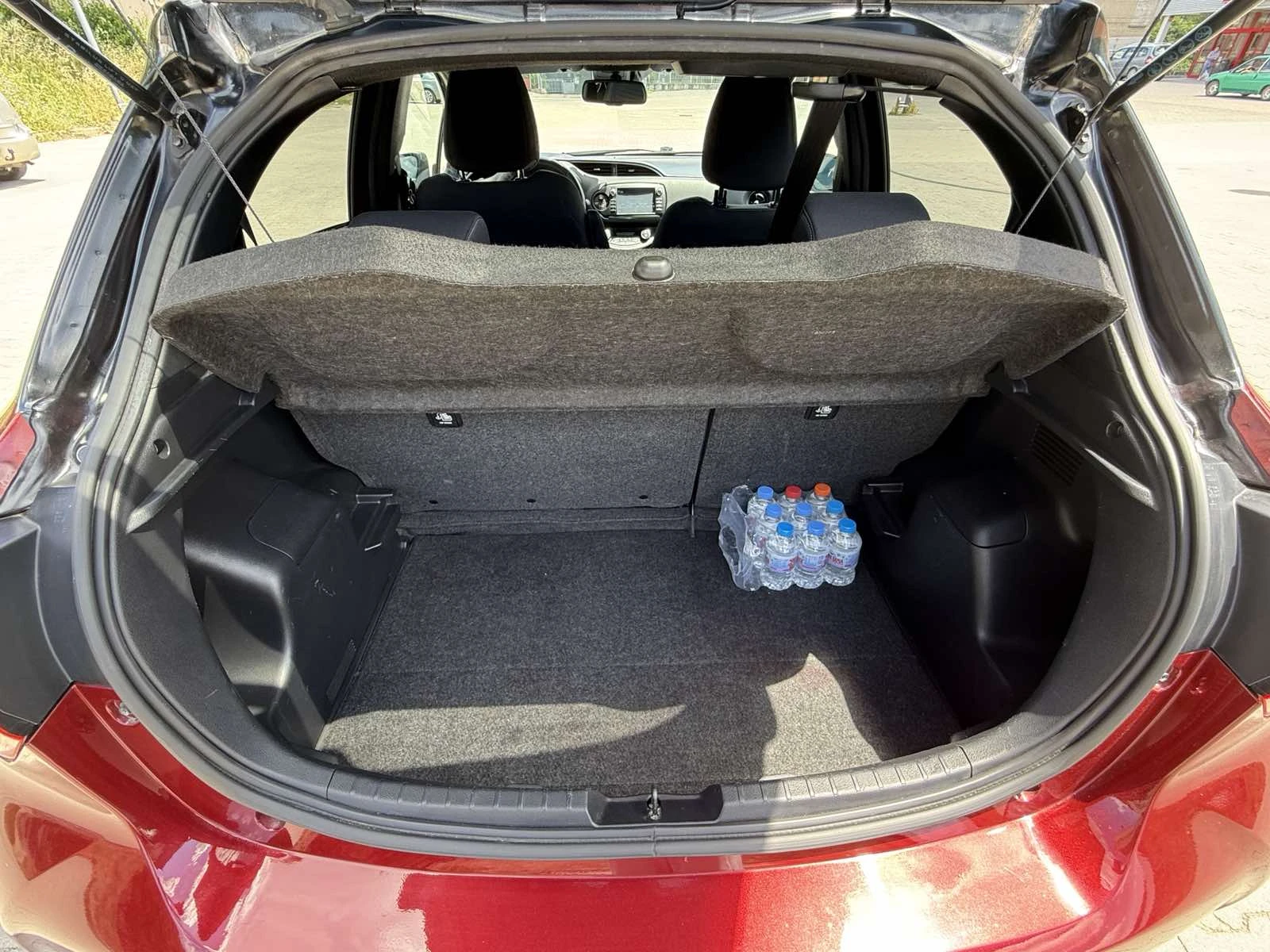 Toyota Yaris, снимка 7 - Автомобили и джипове - 55072365