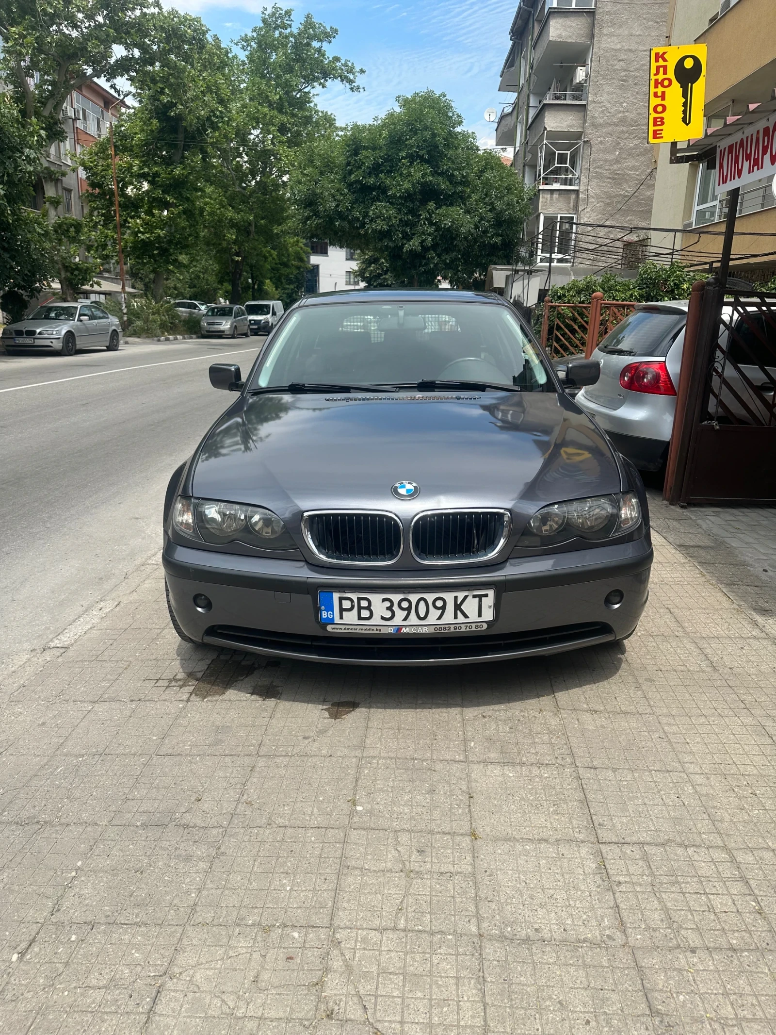 BMW 320, снимка 2 - Автомобили и джипове - 55089541