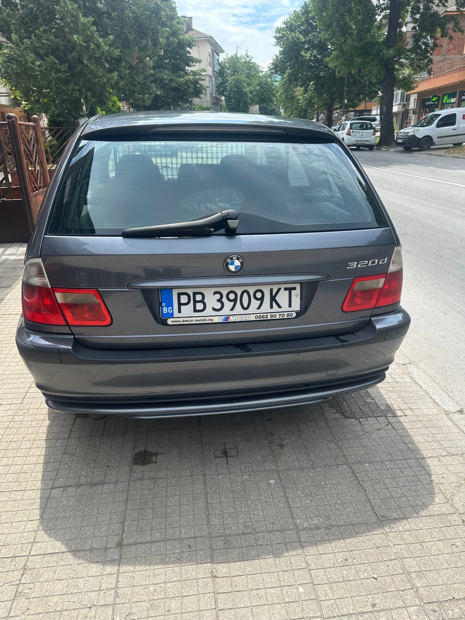 BMW 320, снимка 3 - Автомобили и джипове - 55089541