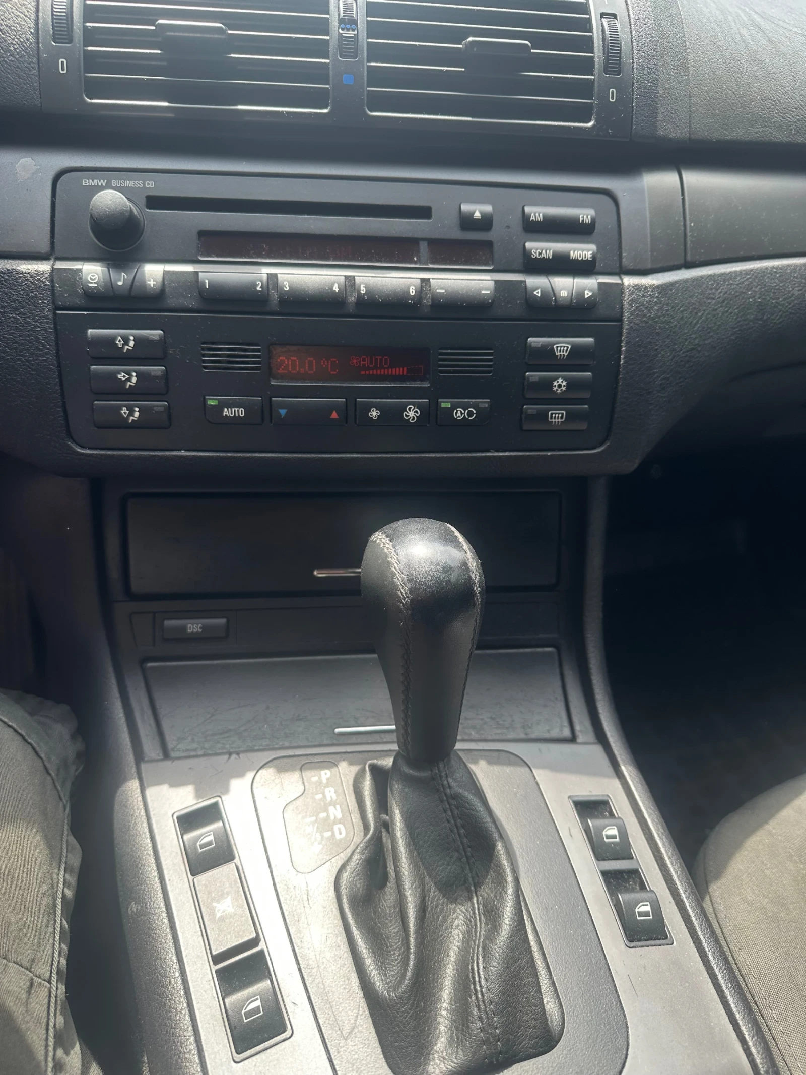 BMW 320, снимка 8 - Автомобили и джипове - 55089541