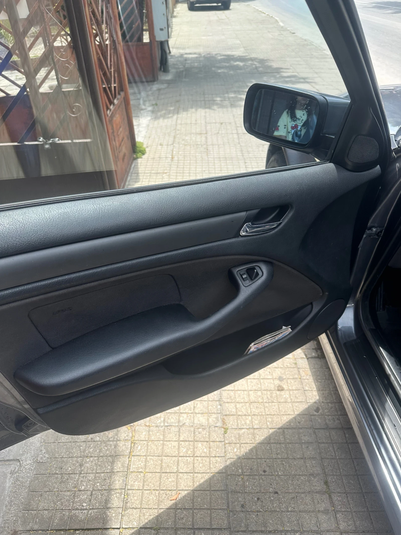 BMW 320, снимка 9 - Автомобили и джипове - 55089541