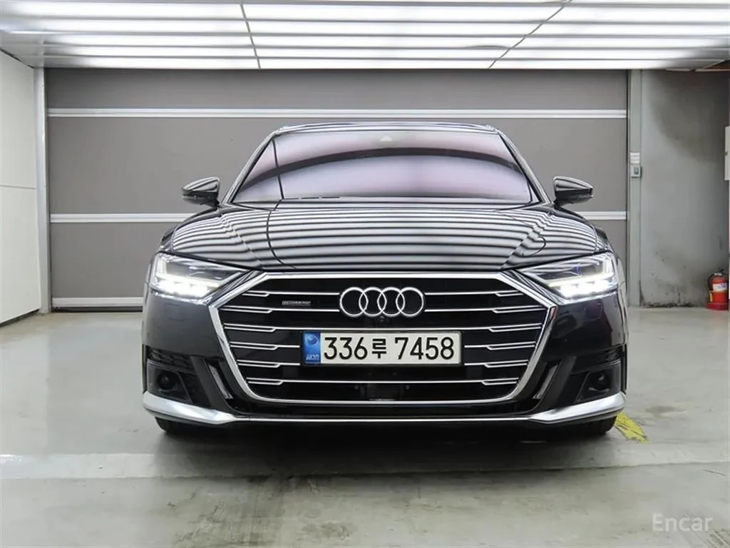 Audi A8 55* TFSI* Quattro* HeadUP* Navi* TV* Pano