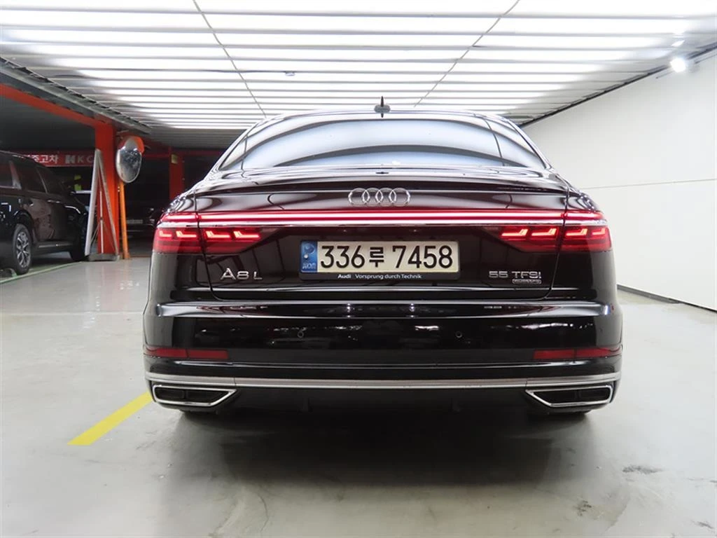 Audi A8 55* TFSI* Quattro* HeadUP* Navi* TV* Pano, снимка 6 - Автомобили и джипове - 55262795