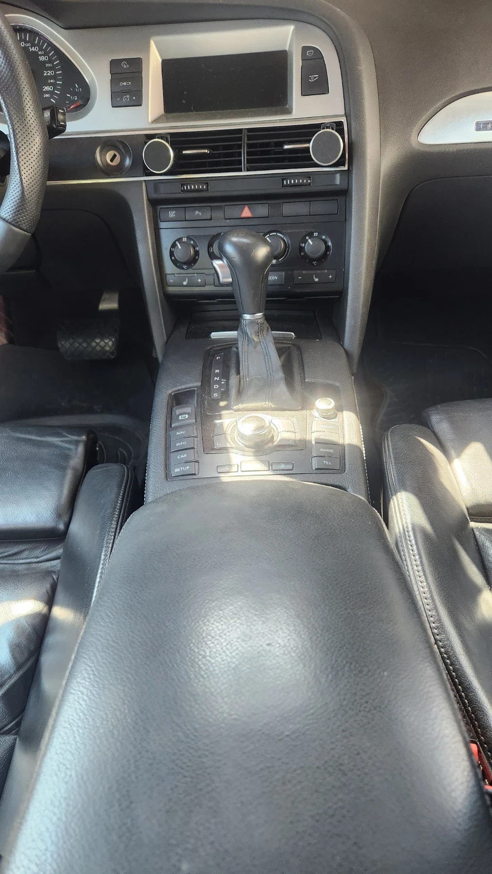 Audi A6 3.0 233 к.с. , снимка 15 - Автомобили и джипове - 55528472