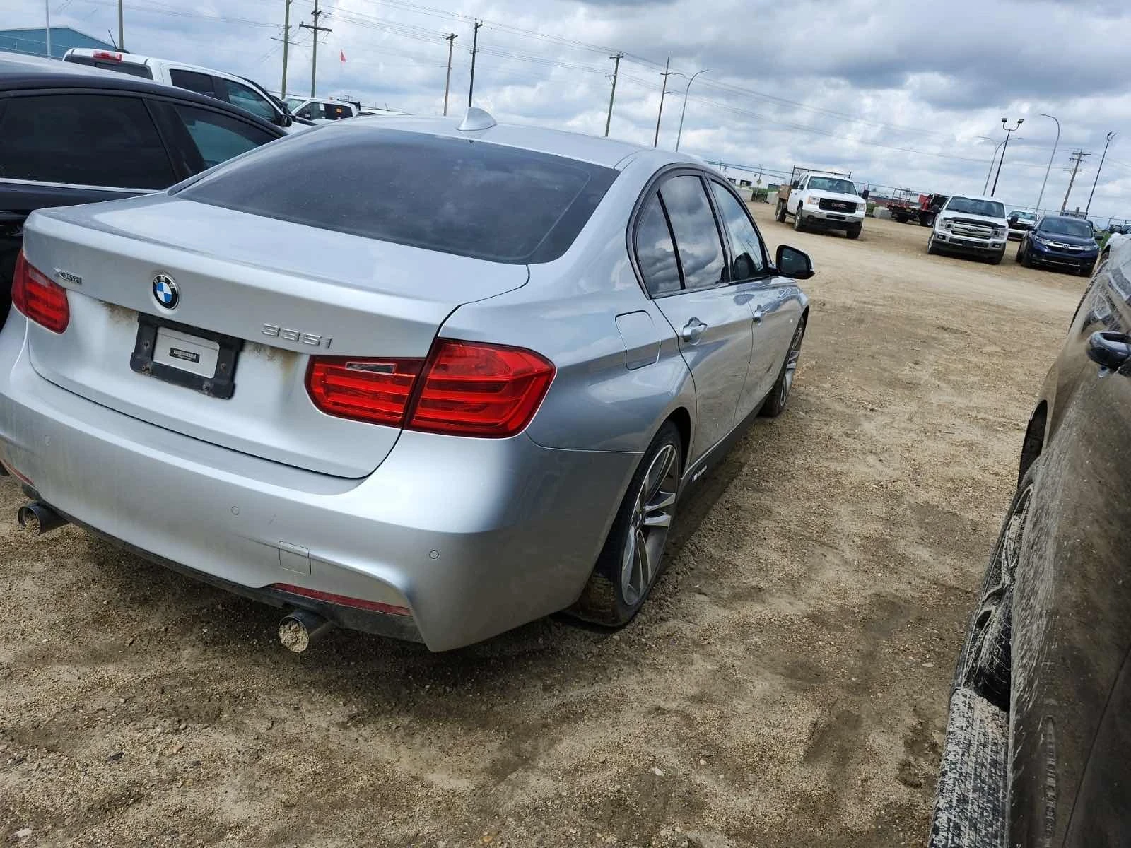 BMW 335 XDRIVE* HARMAN KARDON* HEAD-UP* ПОДГРЕВ* CARFAX , снимка 3 - Автомобили и джипове - 55549972