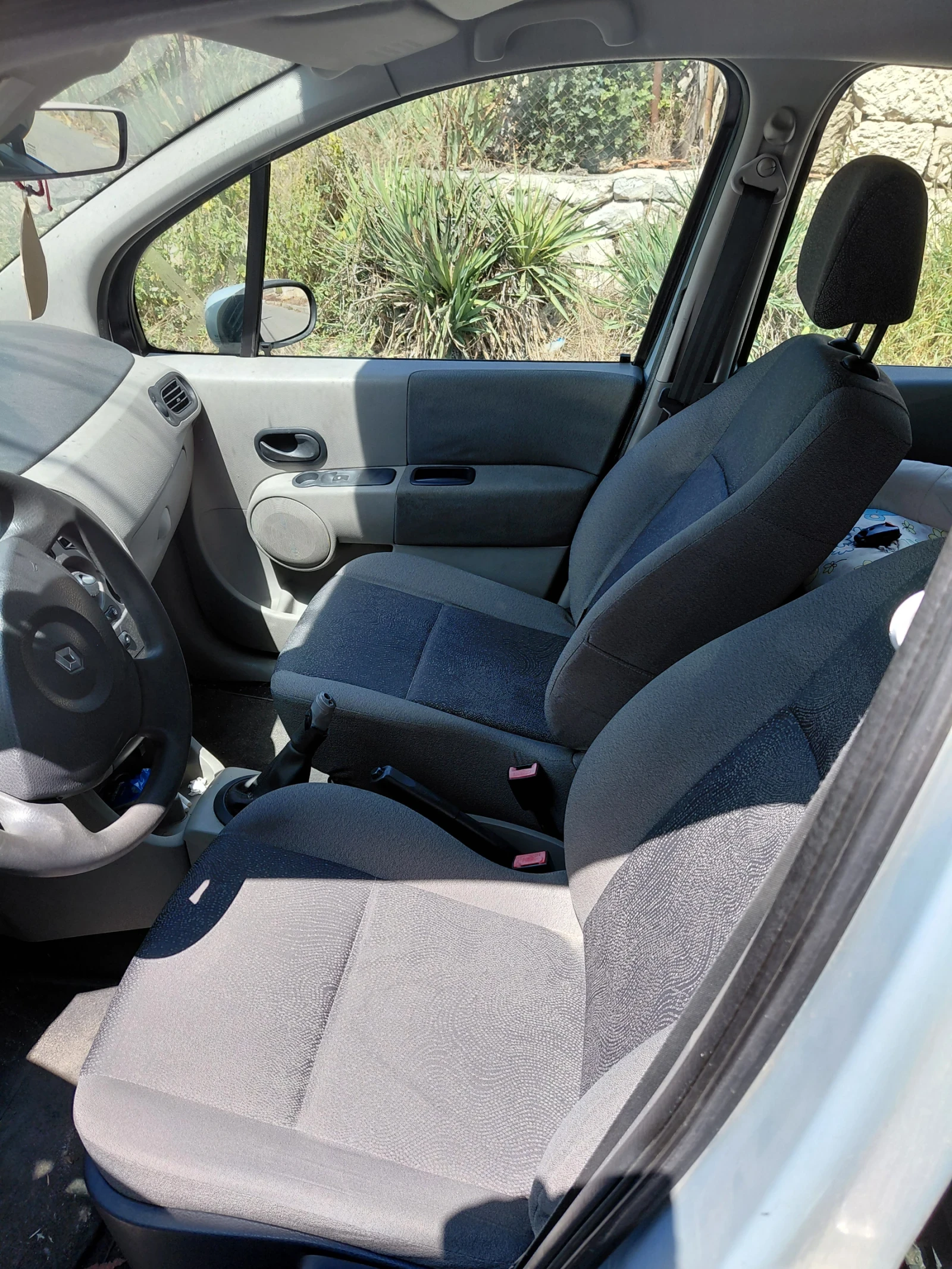 Renault Modus 1.1, снимка 8 - Автомобили и джипове - 55703944