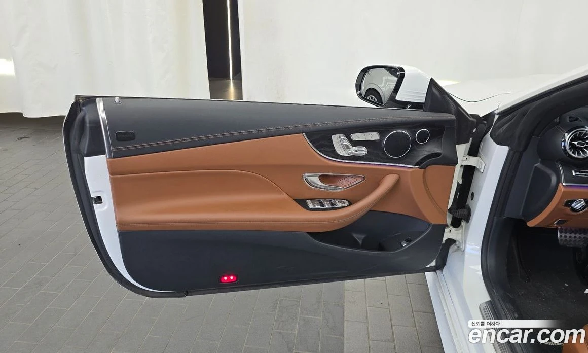 Mercedes-Benz E 220 Cabriolet, снимка 15 - Автомобили и джипове - 55794700
