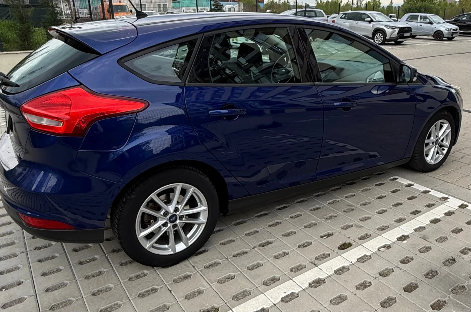 Ford Focus Ford Focus EcoBoost 125 PS M6, снимка 4 - Автомобили и джипове - 55806278