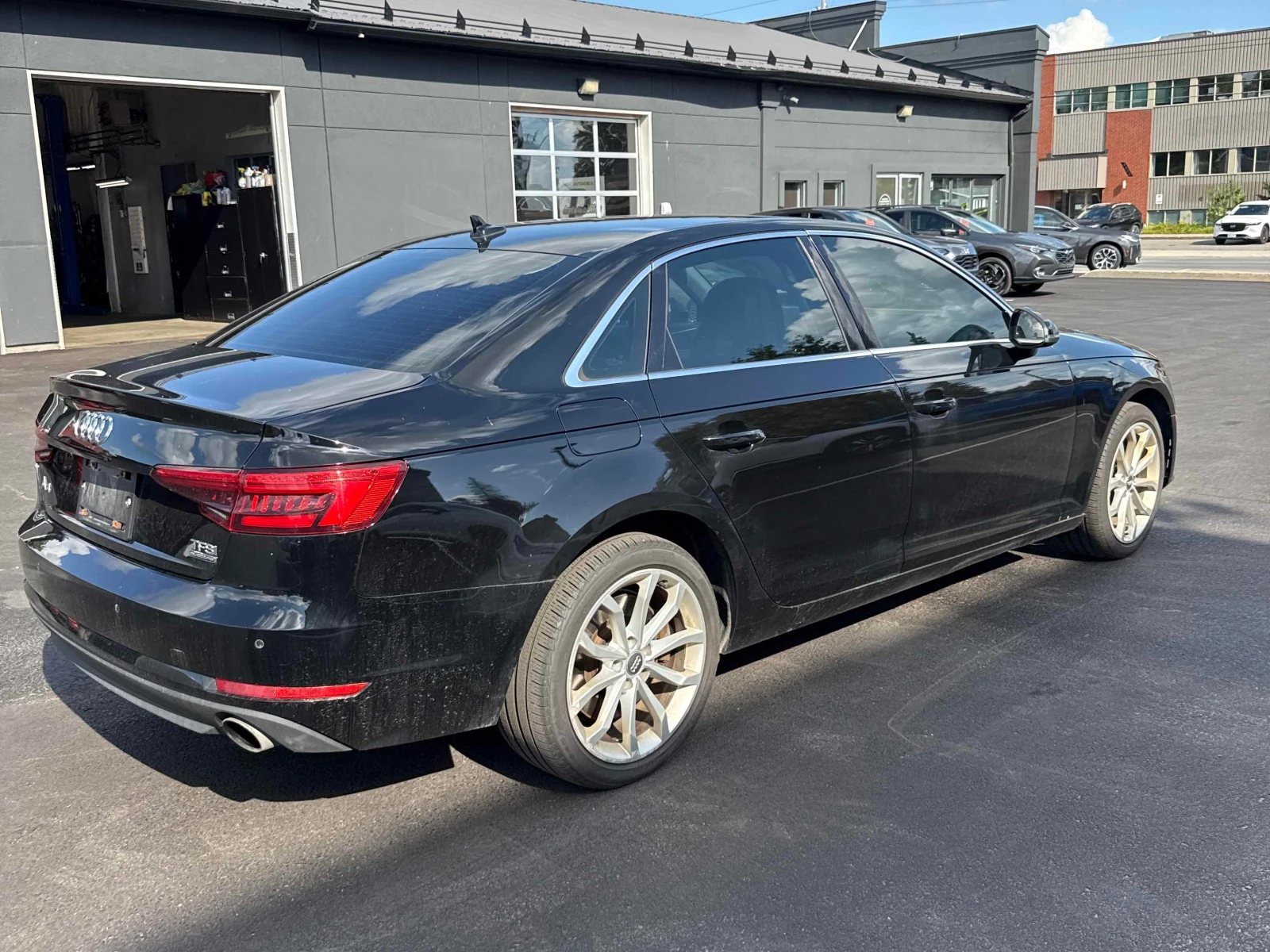 Audi A4 * Progressiv * CARFAX * ����� �� ����������� | Mobile.bg � ����������� 3